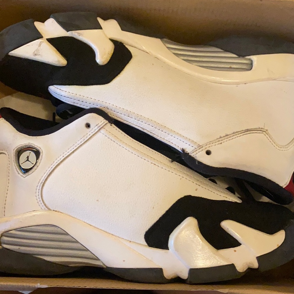 Air jordan 14 retro bg size 7 in boys/kids